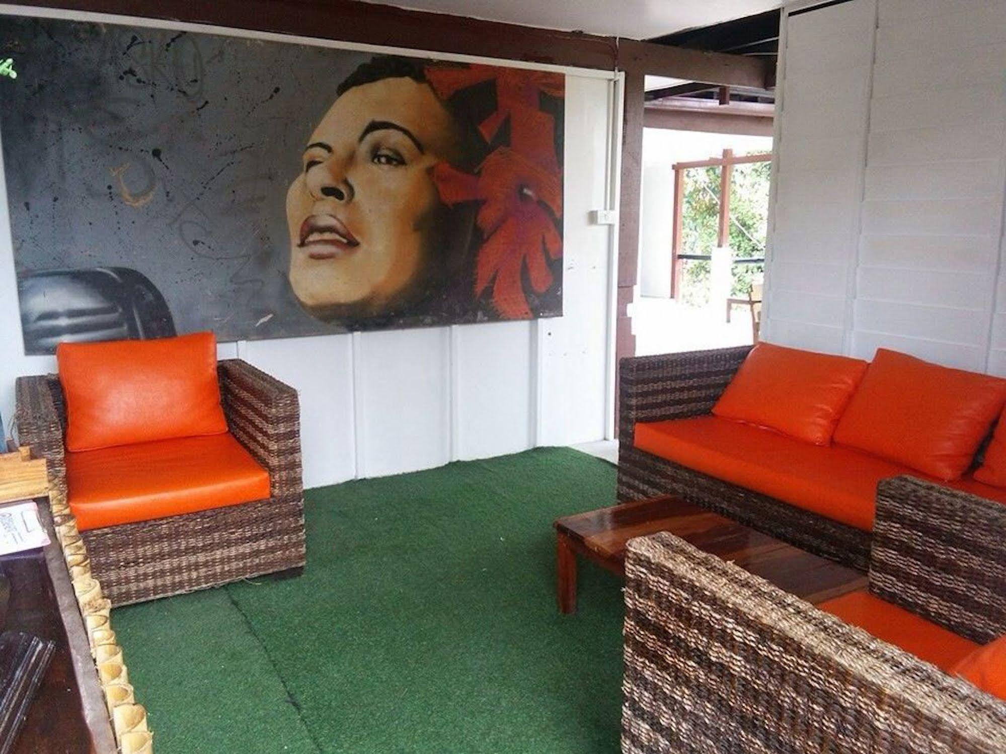 Moov Inn Garden Hostel Koh Tao Exteriör bild